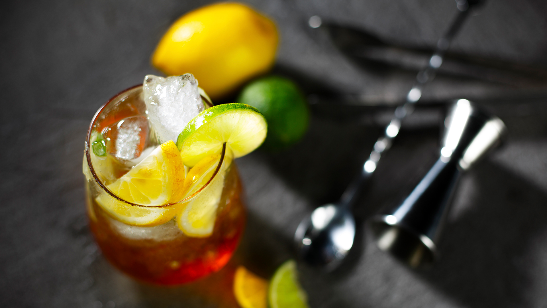 COCKTAILS & MOCKTAILS Claytons Kola Tonic